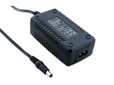 PA123 Plastik Kasa Power Adaptörler